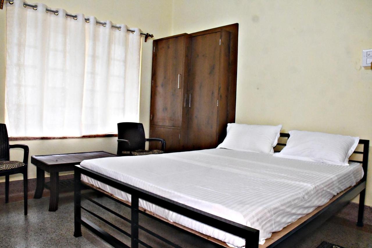 Jhargram Eshani Hotels And Guest House Ngoại thất bức ảnh