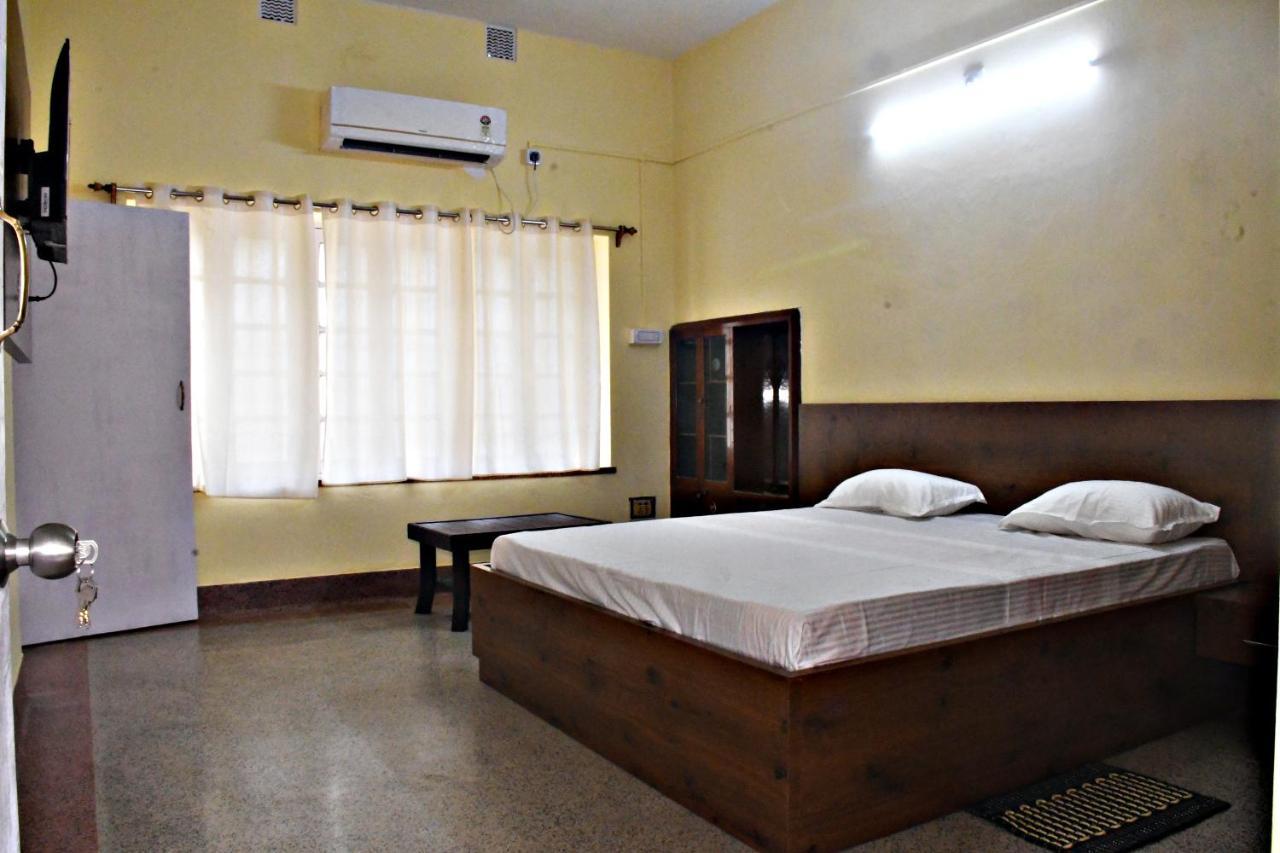 Jhargram Eshani Hotels And Guest House Ngoại thất bức ảnh